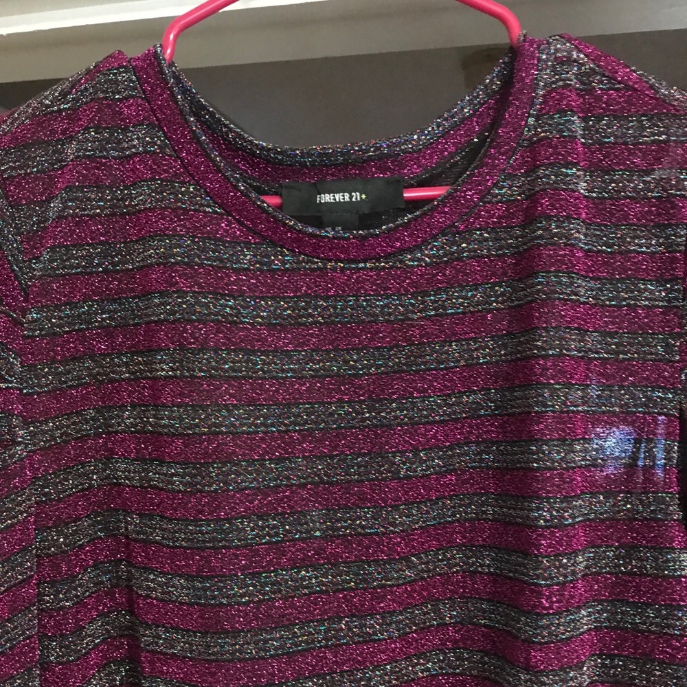 Balloon Sleeve Glitter Top - Picture 5 of 8